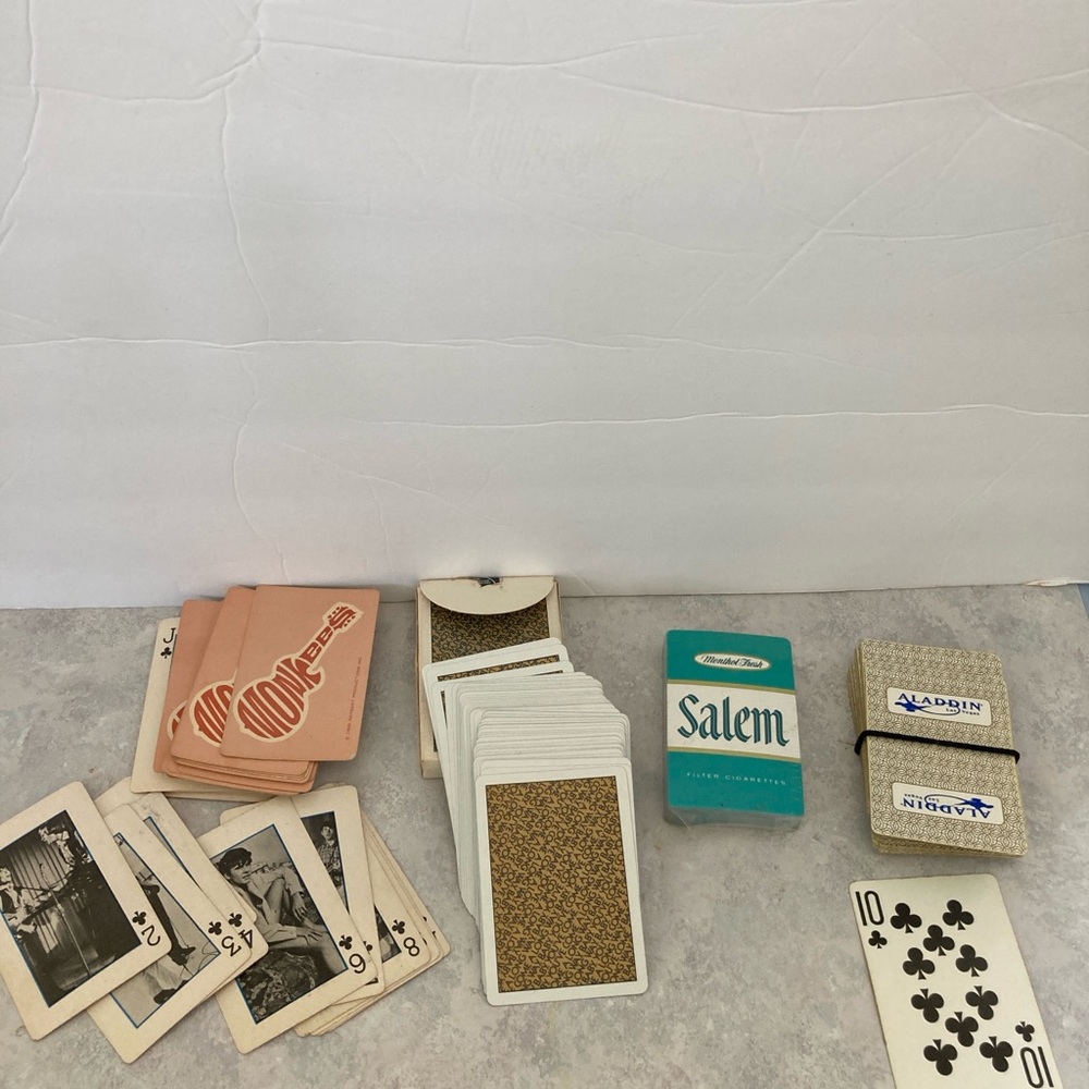 Playing cards vintage 4 decks
